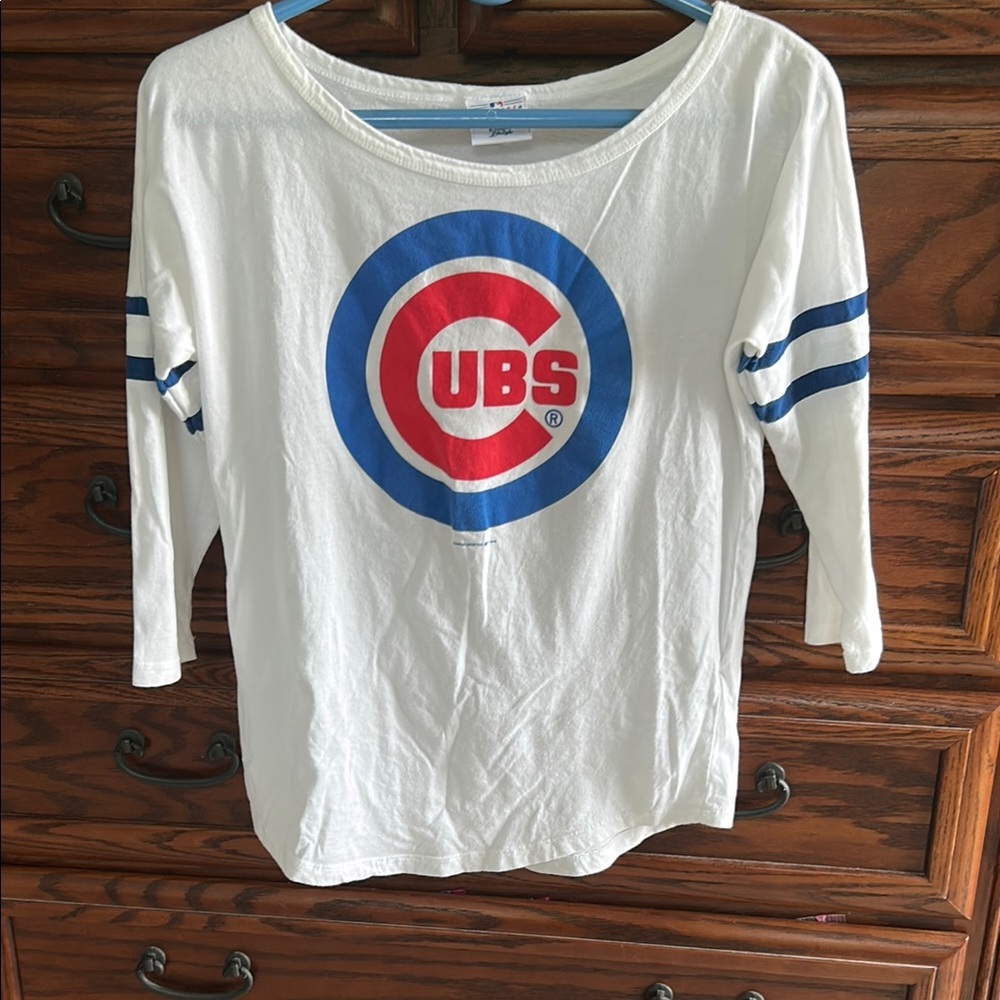 Cubs Genuine Merchandise White and Blue 3/4 Long Sleeve Tee